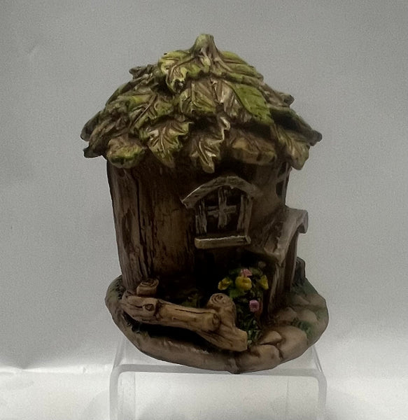 Fairy House Statue -Oak Leave